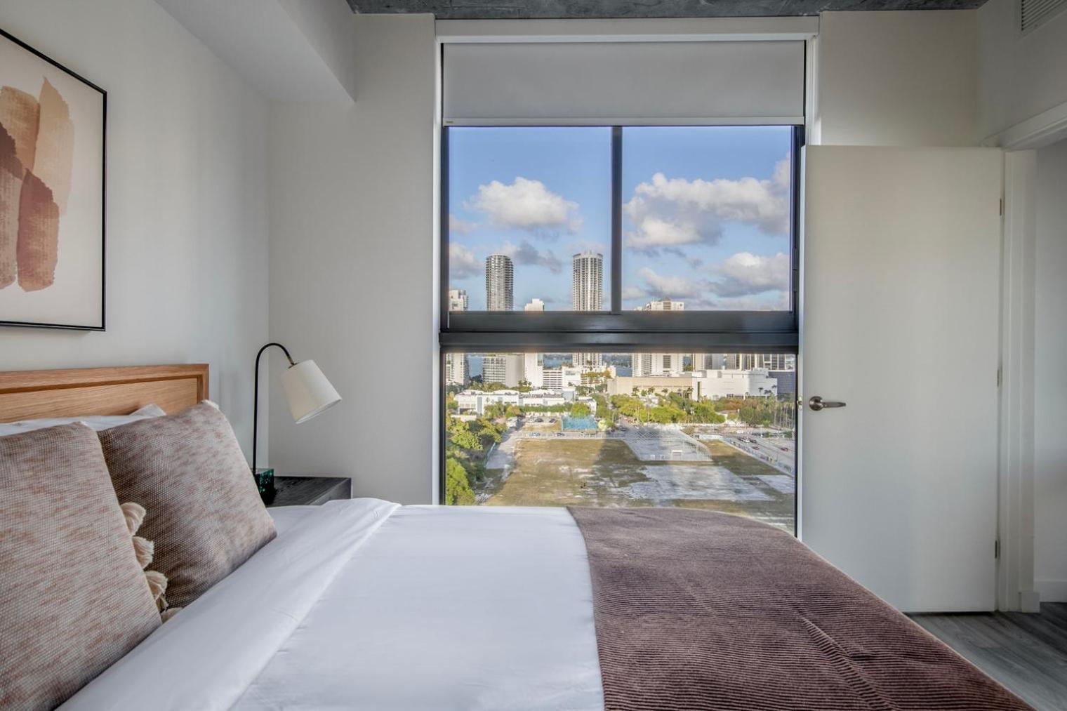 Blueground Wynwood Sauna Wd Roof Pool Mia-100 Miami